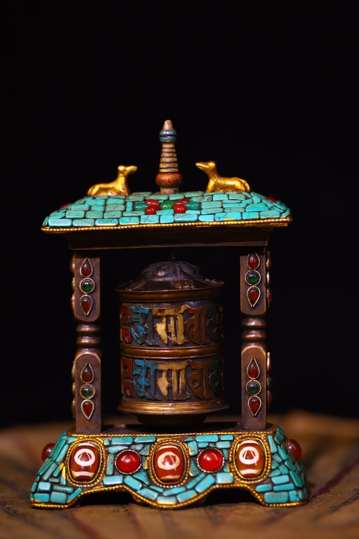 A Rare Bronze Inlaid Dzi Bead and Turquoise Auspicious Beast Ornament: A Rare Bronze Inlaid Dzi Bead and Turquoise Auspicious Beast Ornament,Size:5.3inx3.7in,Weight:450g 铜嵌天珠和绿松石瑞兽摆件