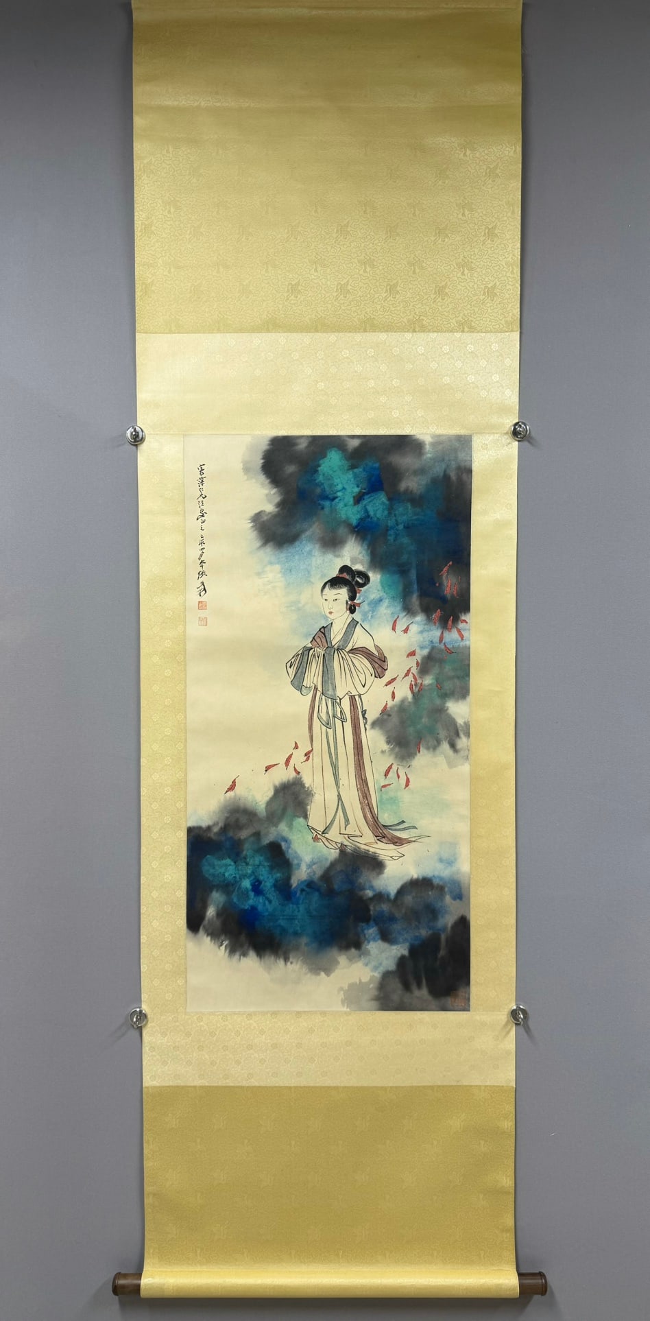 A Chinese Vertical Scroll Ink Painting of Character and Story on Paper: A Chinese Vertical Scroll Ink Painting of Character and Story on Paper,Zhang Daqian,Size:39inx19.3in 一幅中国水墨人物故事画立