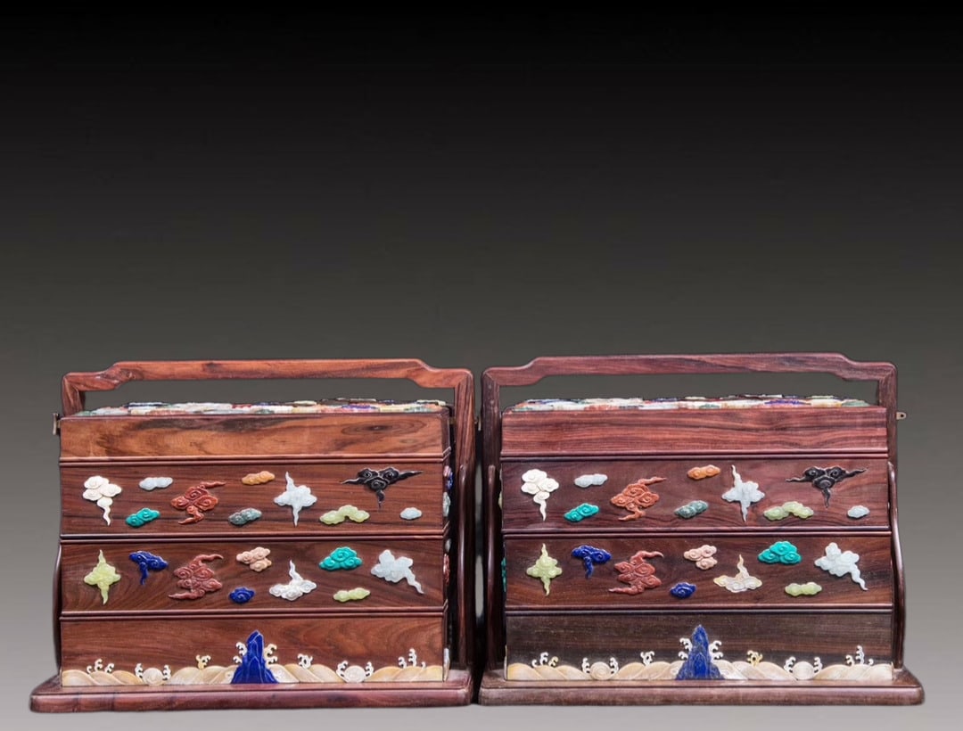 A Pair of Exquisite Boxwood Auspicious Cloud and Dragon Pattern Carrying Boxs, Inlaid Gems: A Pair of Exquisite Boxwood Auspicious Cloud and Dragon Pattern Carrying Boxs, Inlaid Gems,Qing Dynasty, China,Size:10.2inx12.4inx7.9in 一对黄杨木祥云龙