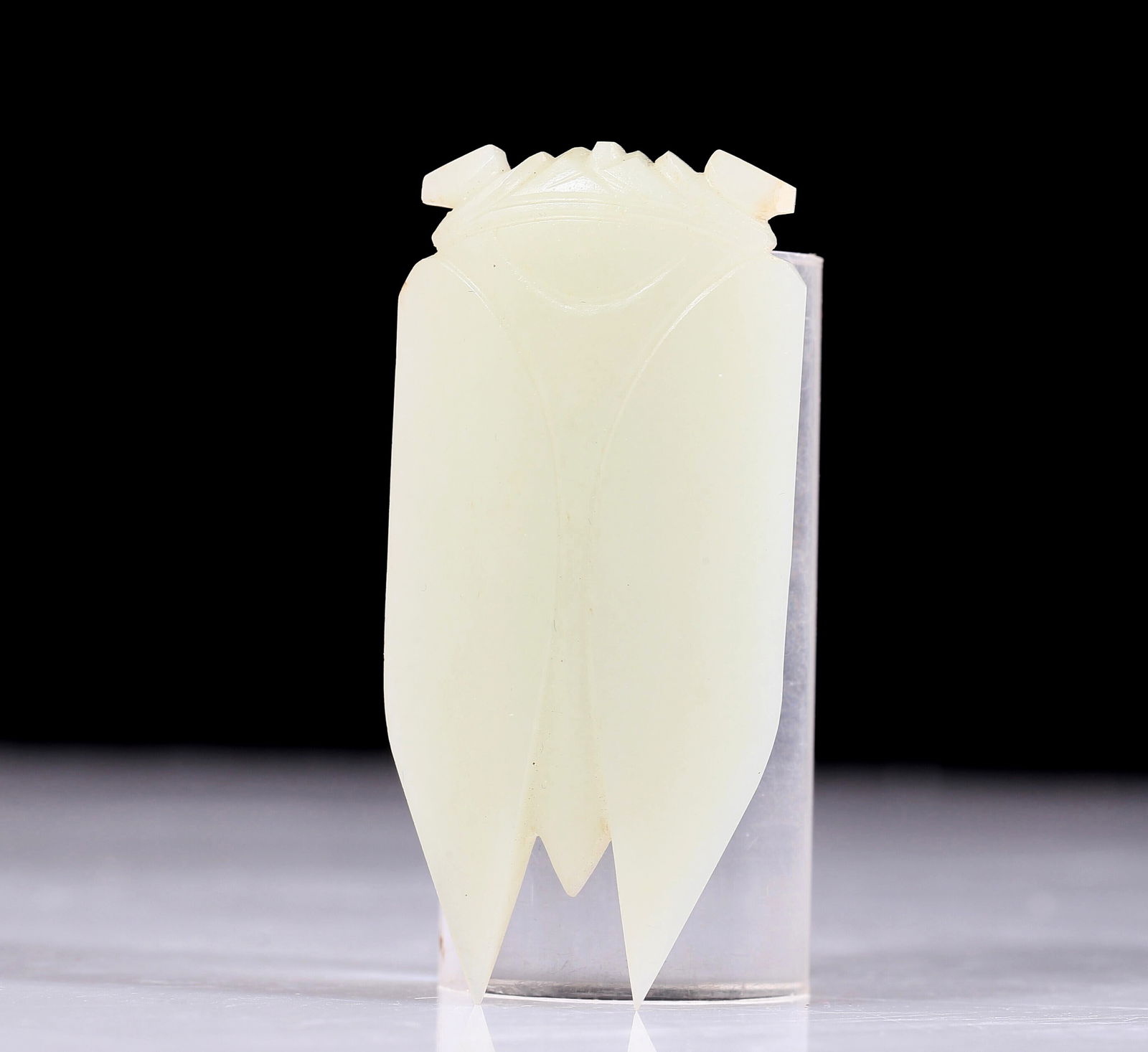 An exquisite white jade cicada - 2