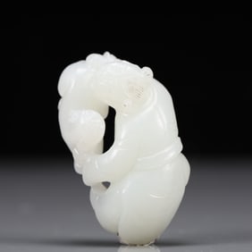 An Exquisite White Jade Figure  Ornament