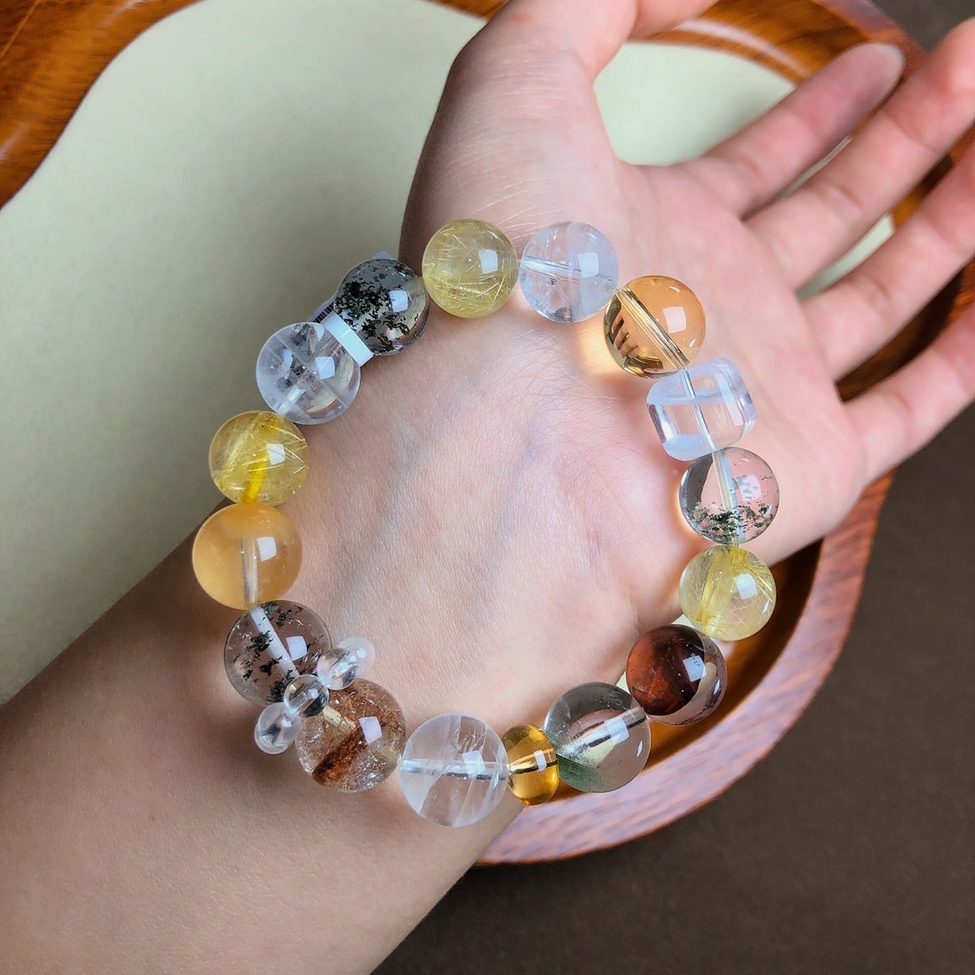 An Exquisite Crystal Bracelets - 2