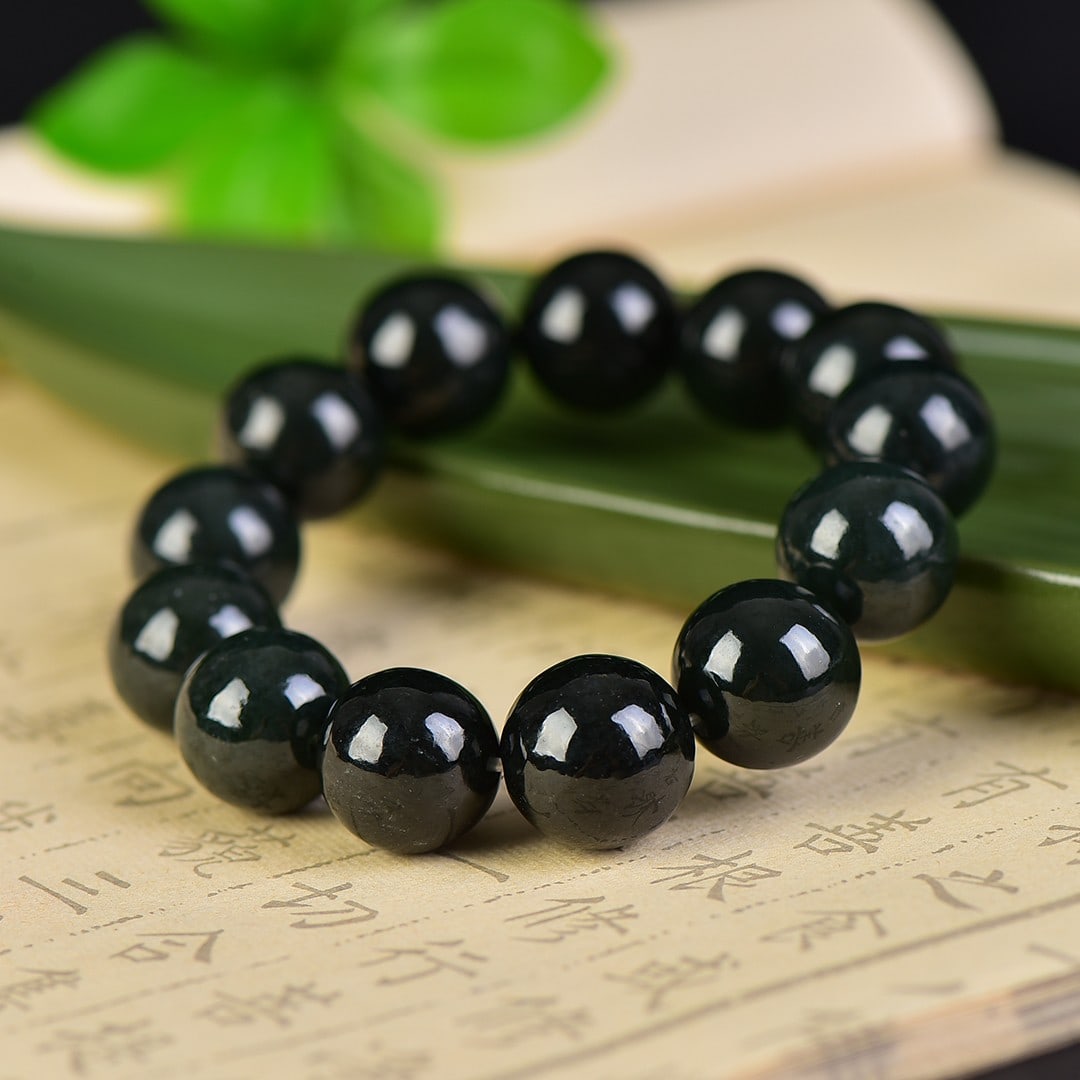 An Exquisite Sapphire Bracelets - 2