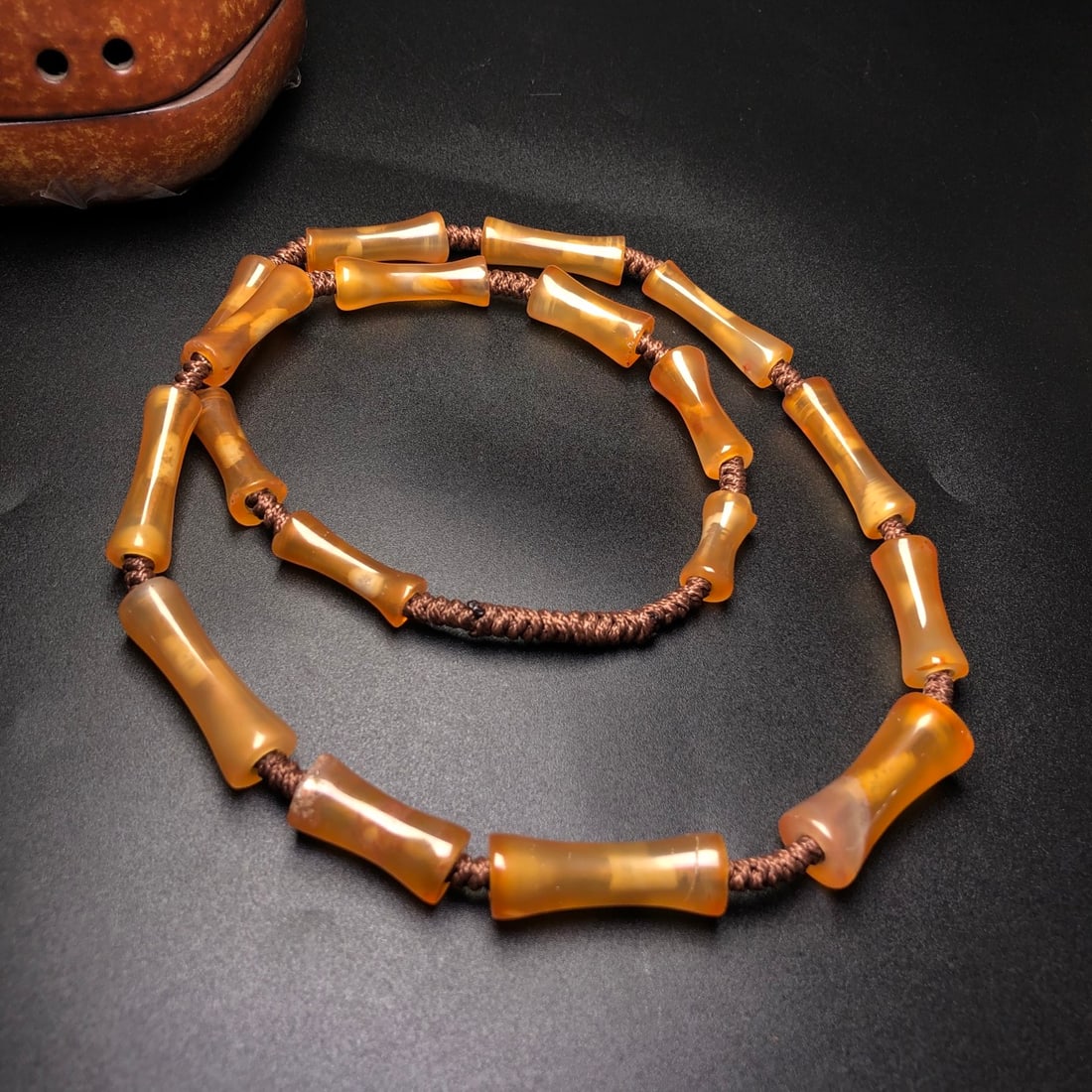 A Precious Agate Necklace - 5