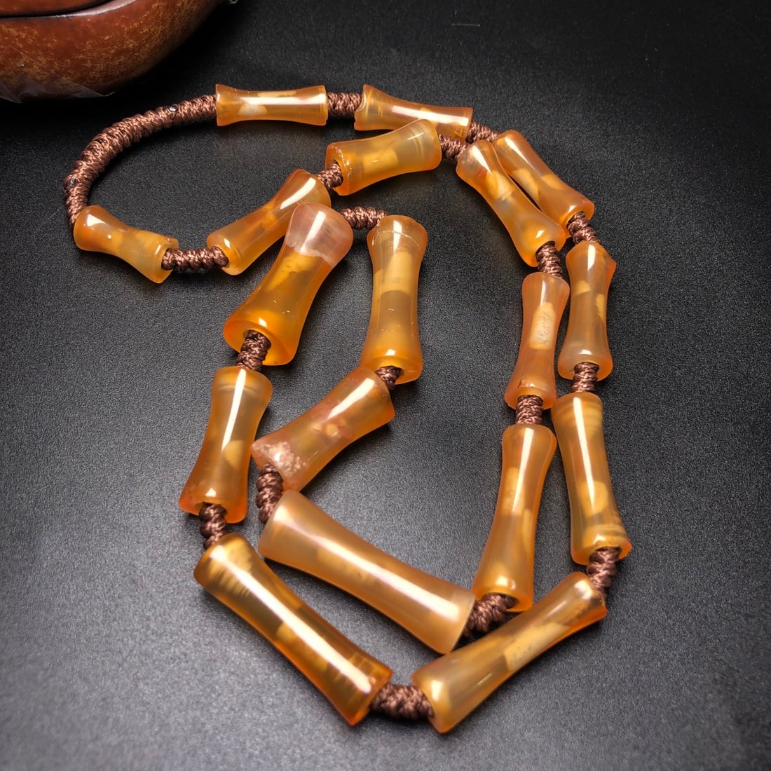 A Precious Agate Necklace - 6