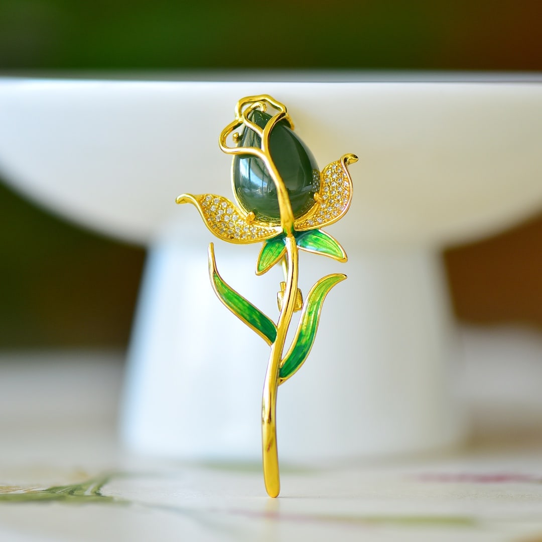 An Exquisite Sterling Silver-Gold Plated Inlaid Jasper Enamel Brooch,Inlaid Diamond: An Exquisite Sterling Silver-Gold Plated Inlaid Jasper Enamel Brooch,Inlaid Diamond,Size:0.5inx0.7in 