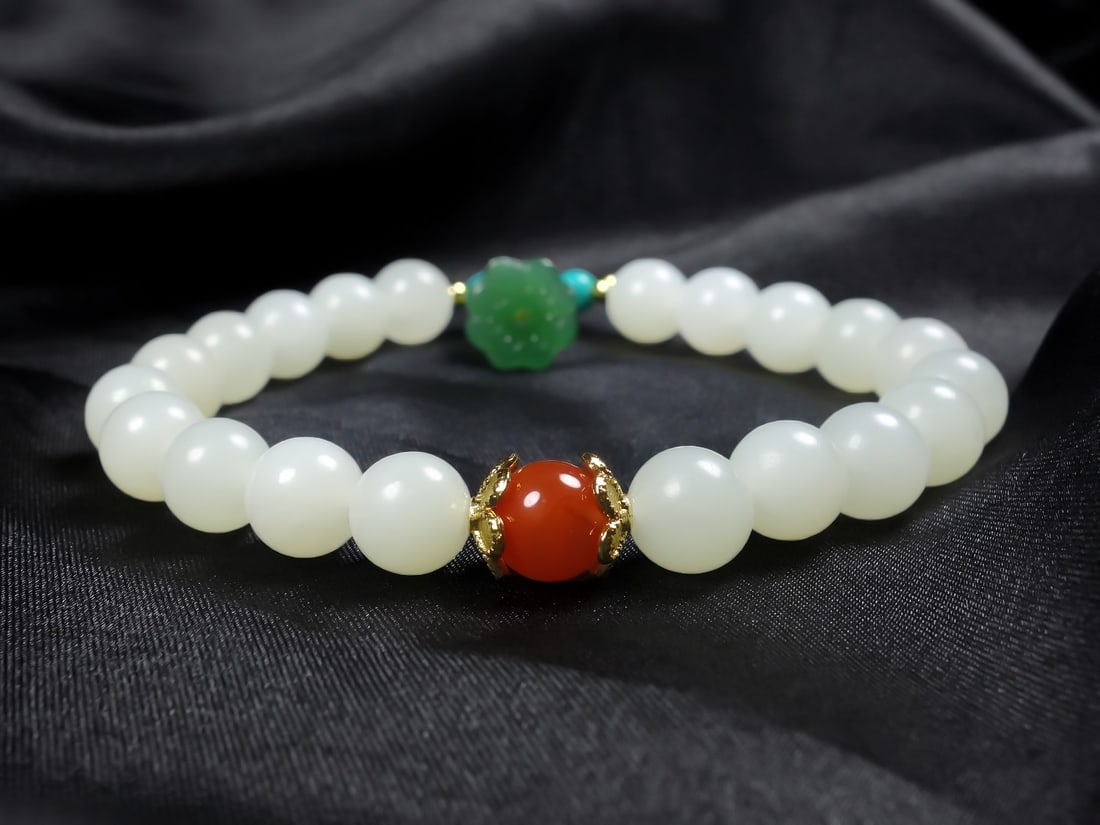 An Exquisite White Jade Bracelets - 3