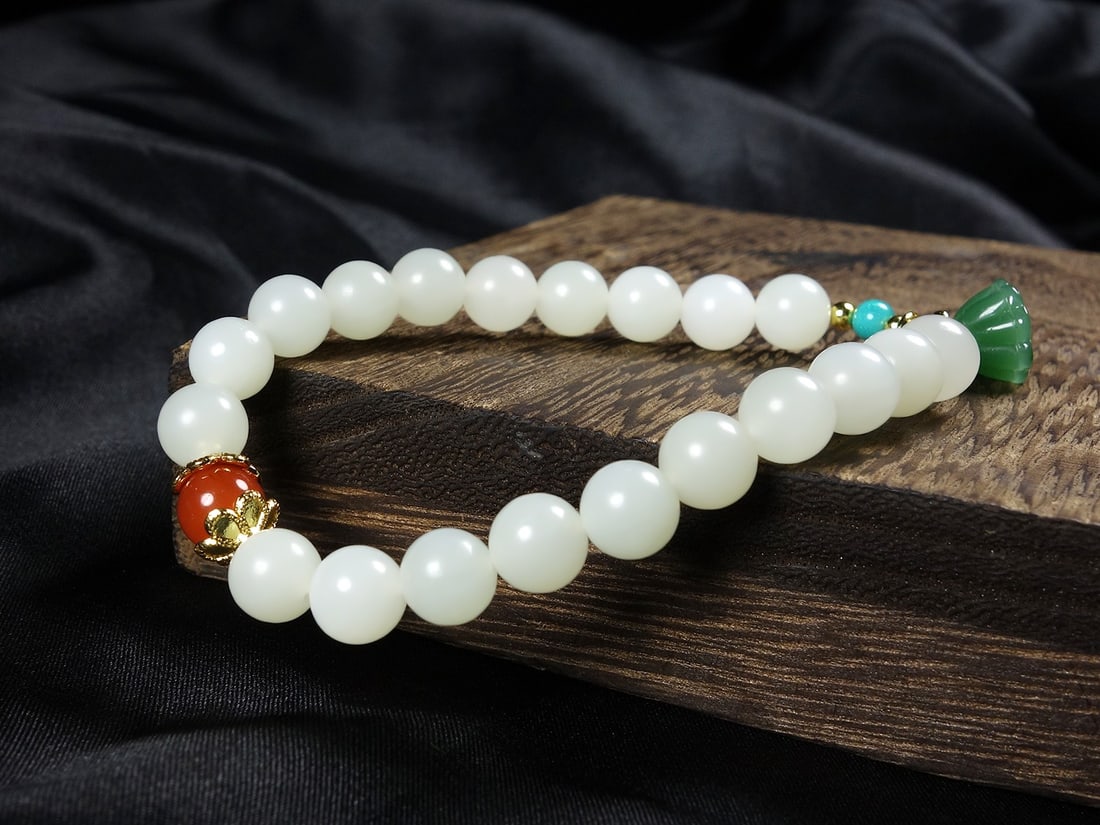 An Exquisite White Jade Bracelets - 4