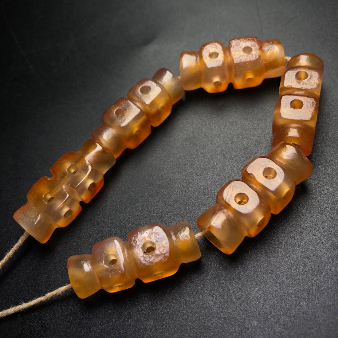 A Precious Agate Bracelets - 7