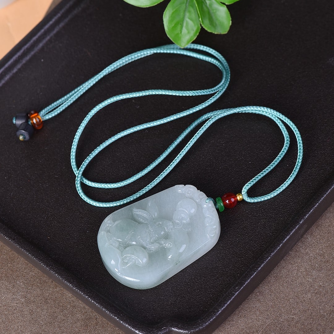 An Exquisite Jadeite Rabbit Pattern Pendant - 3