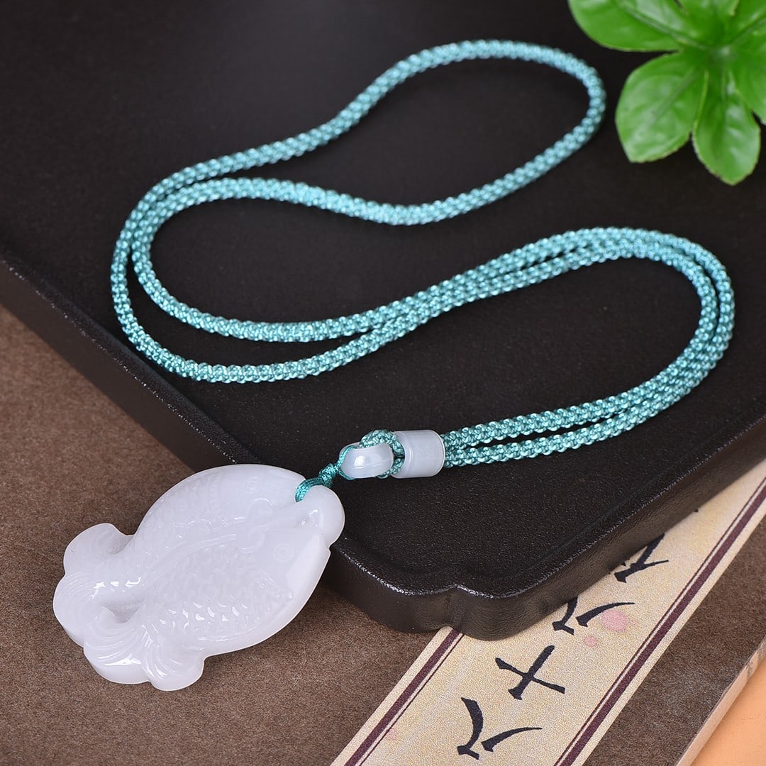 An Exquisite White Jade Fish Pattern Pendant - 5