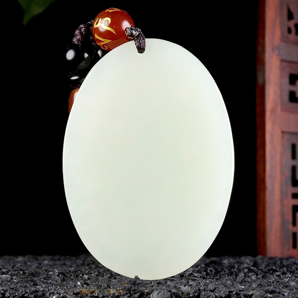 An Exquisite White Jade Figure Pattern Pendant - 4