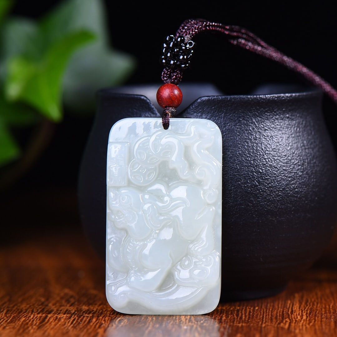 An Exquisite White Jade Wealth-Attracting Creature Pendant: An Exquisite White Jade Wealth-Attracting Creature Pendant,Size:1inx1.8in 白玉貔貅挂件