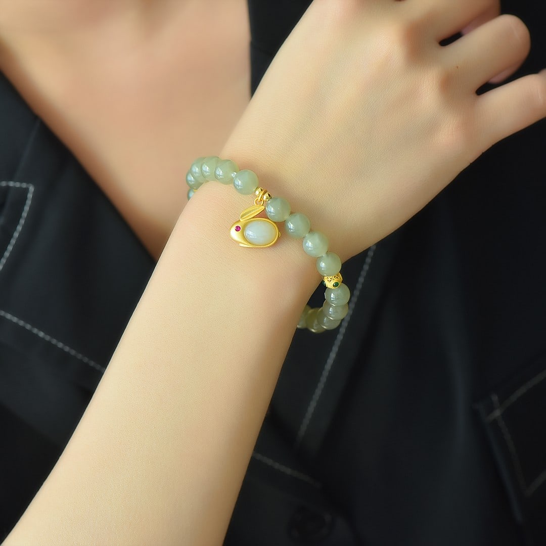 An Exquisite Sterling Silver-Gold Plated Inlaid Sapphire Bracelet: An Exquisite Sterling Silver-Gold Plated Inlaid Sapphire Bracelet,Size:0.3in 纯银镀金镶青玉手链