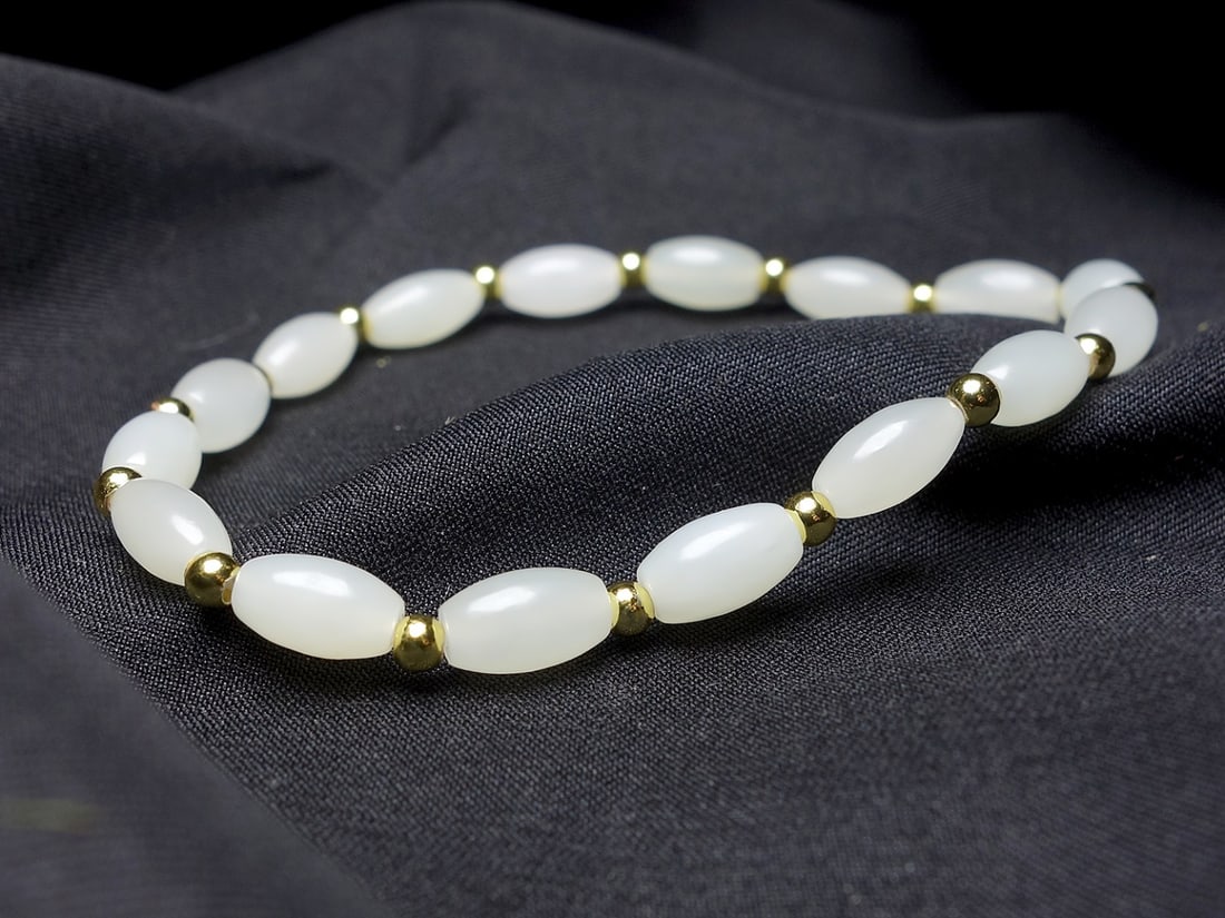 An Exquisite White Jade Bracelets - 6
