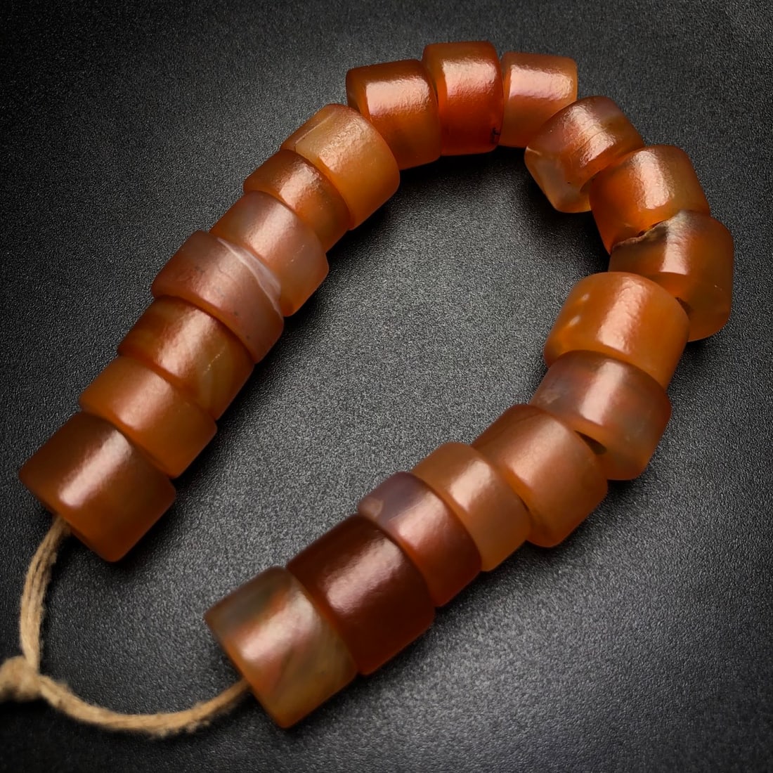 A Precious Agate Bracelets - 7