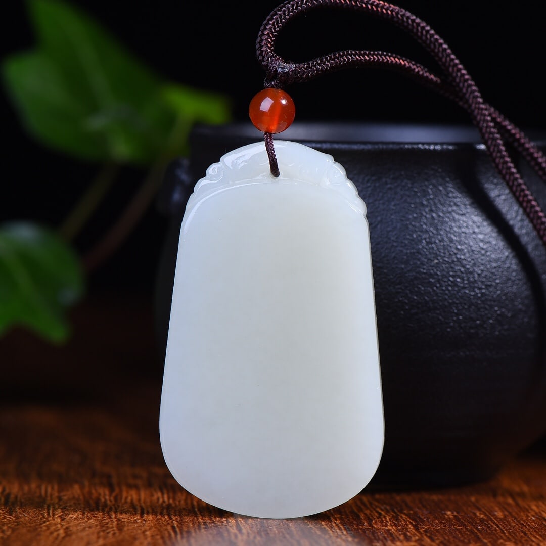 An Exquisite White Jade Pendant: An Exquisite White Jade Pendant,Size:1.2inx2in 白玉挂件