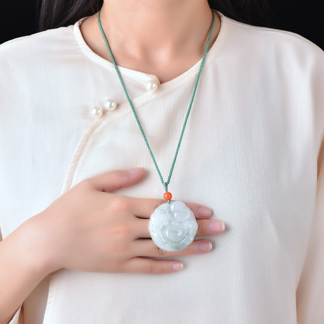 An Exquisite Jadeite Statue of Maitreya Buddha Pendant: An Exquisite Jadeite Statue of Maitreya Buddha Pendant,Size:1.8inx1.8in 翡翠弥勒佛挂件