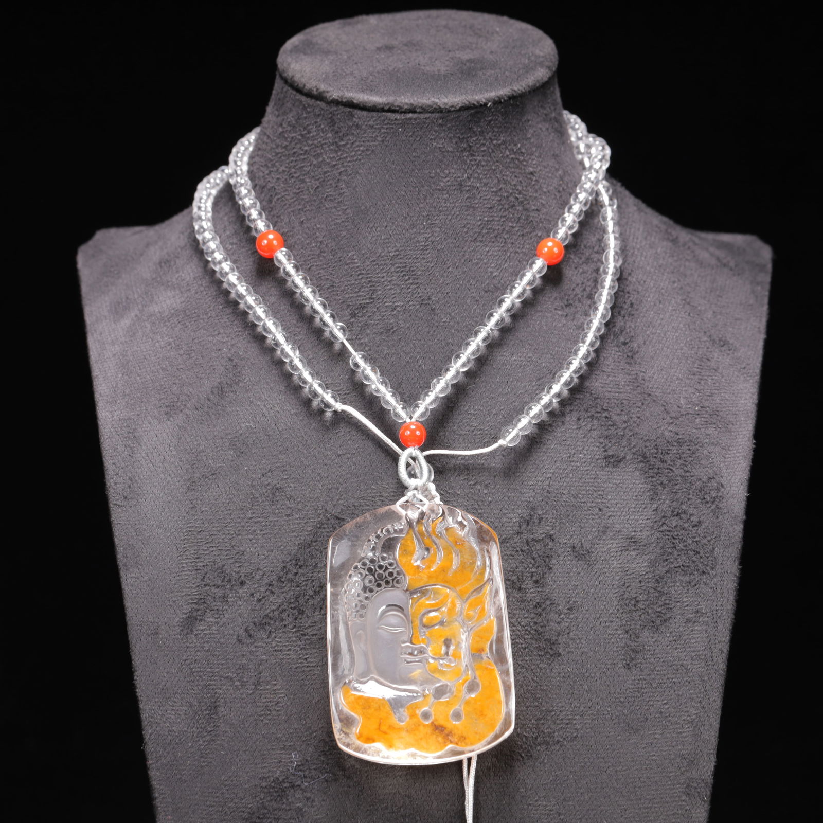 An Exquisite Crystal Statue of Mammon Pendant: An Exquisite Crystal Statue of Mammon Pendant,Size:1.6inx0.4inx2.4in,Weight:71g 水晶财神挂件