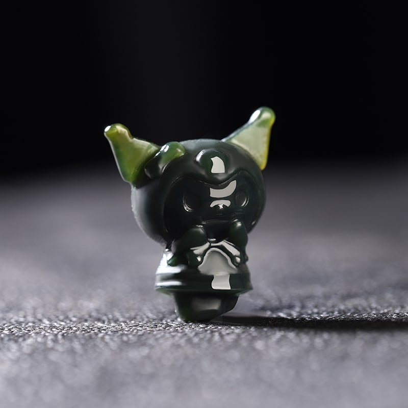 An Exquisite Cyan jade Figure Ornament: An Exquisite Cyan jade Figure Ornament,Size:0.9inx0.8inx0.6in 青玉人物摆件