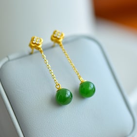 A Pair of Exquisite Sterling Silver-Gold Plated Inlaid Jasper Earrings