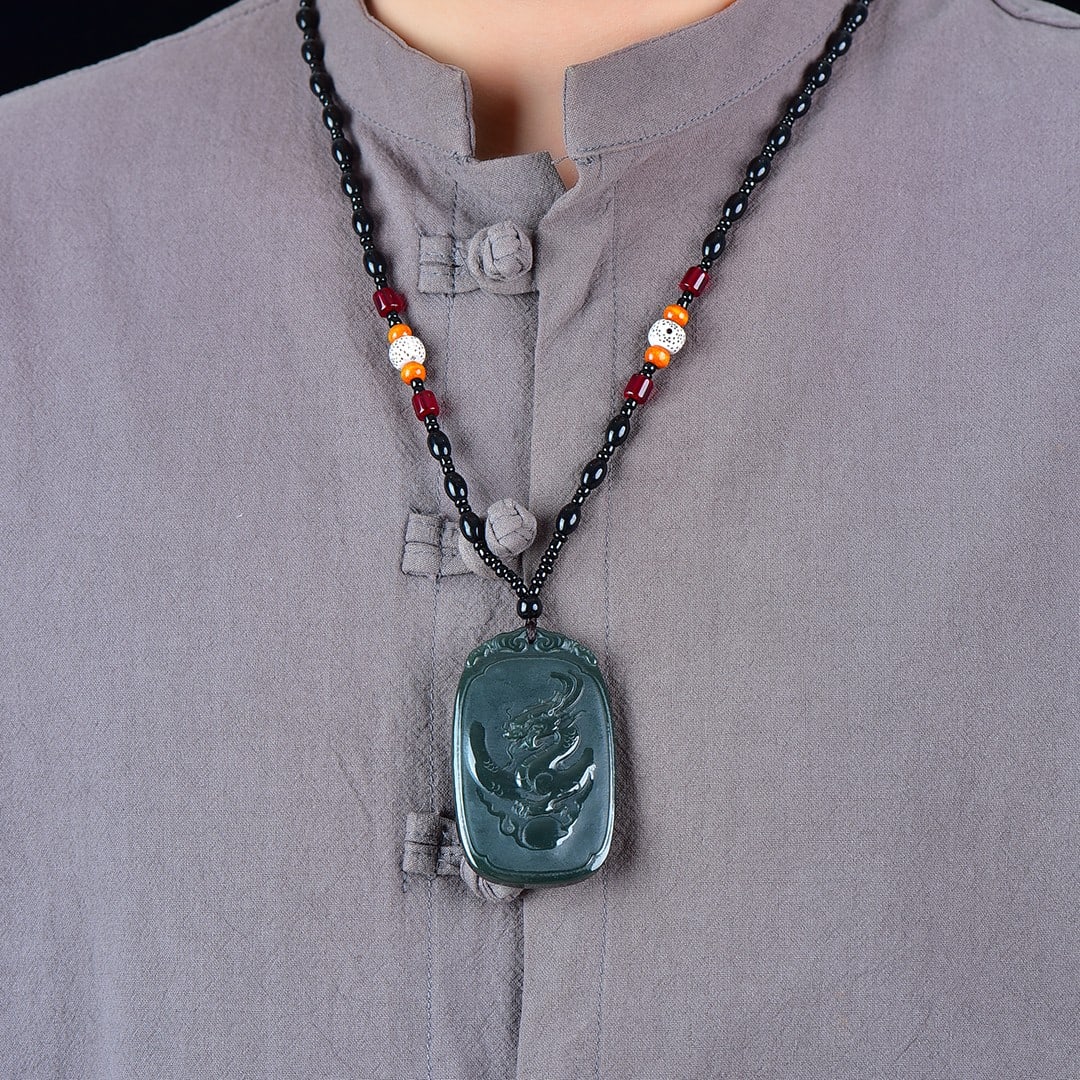 An Exquisite Jasper Dragon Pattern Pendant: An Exquisite Jasper Dragon Pattern Pendant,Size:1.6inx2.6in 碧玉龙纹挂件