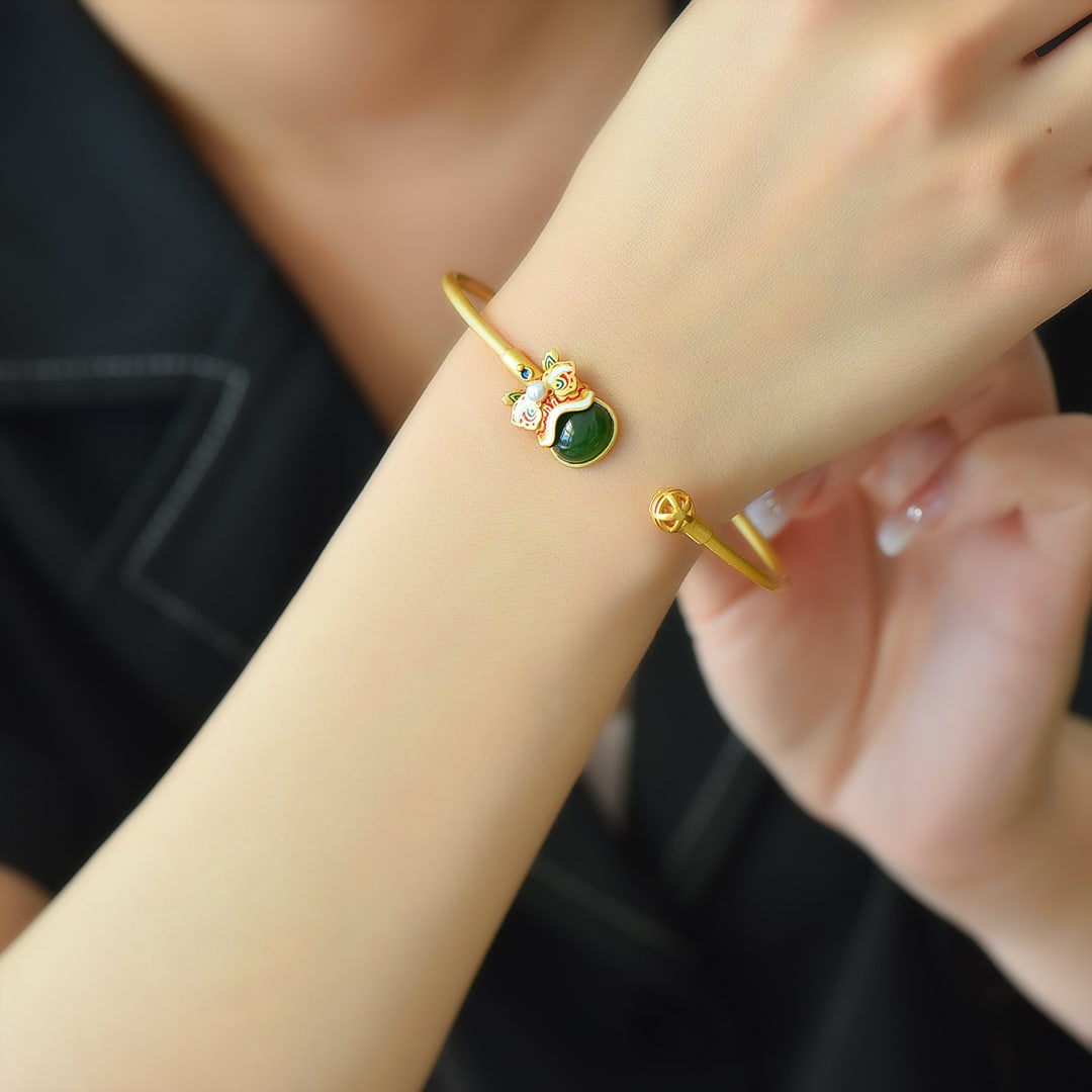 An Exquisite Sterling Silver-Gold Plated Inlaid Jasper Bracelets (1 of 6)