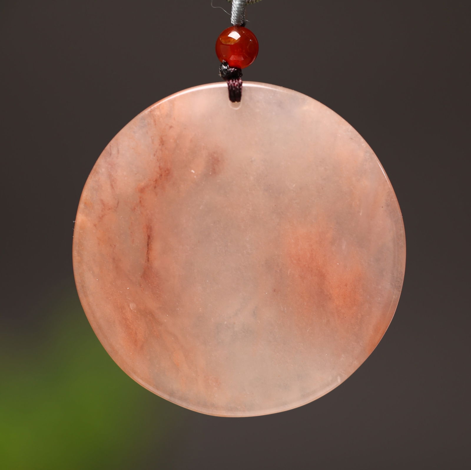 An Exquisite White Jade Dragon Pattern Pendant - 2