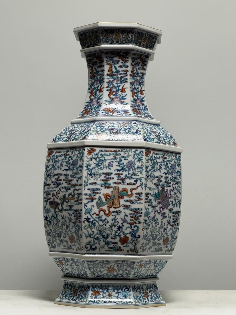 A Huge Doucai Eight Treasures Pattern Vase - 3