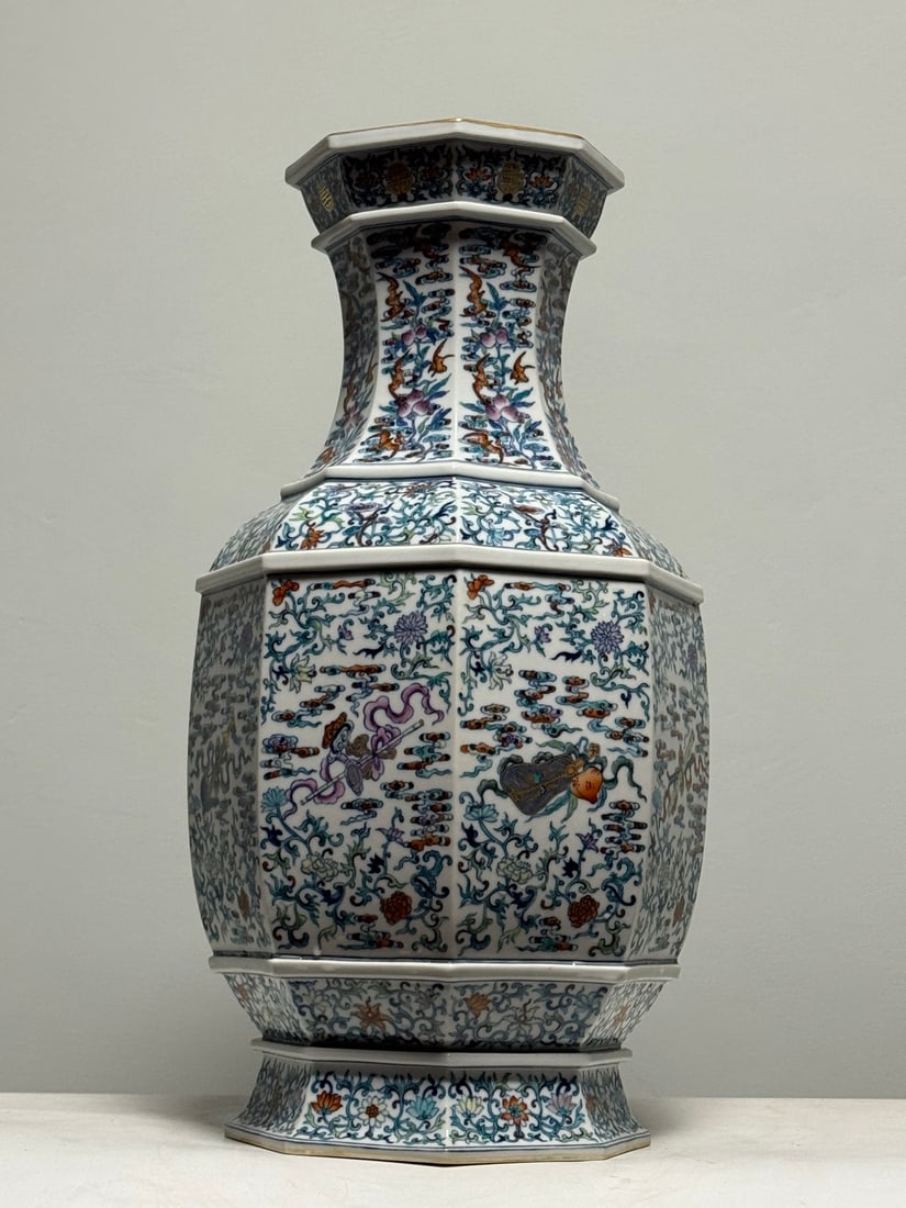 A Huge Doucai Eight Treasures Pattern Vase - 6