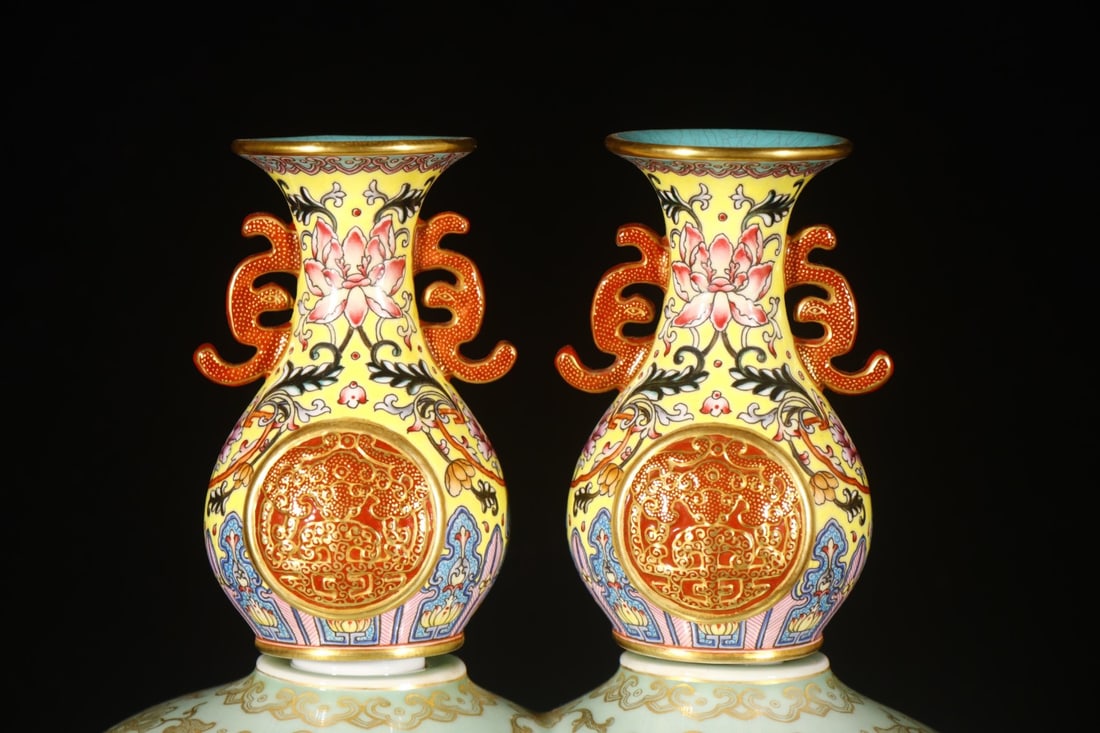 A Rare Celadon Glazed Lotus Pattern Conjoined bottles - 2