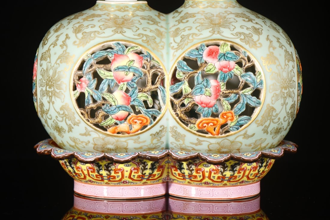 A Rare Celadon Glazed Lotus Pattern Conjoined bottles - 3