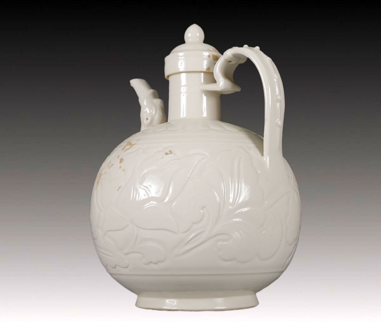 An Exquisite Ding yao Lotus Pattern Ewer - 8
