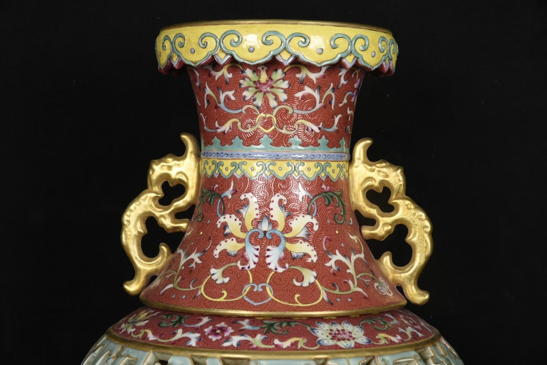 A Huge Enamel Chi-Dragon Pattern Double-Ears Vase - 2