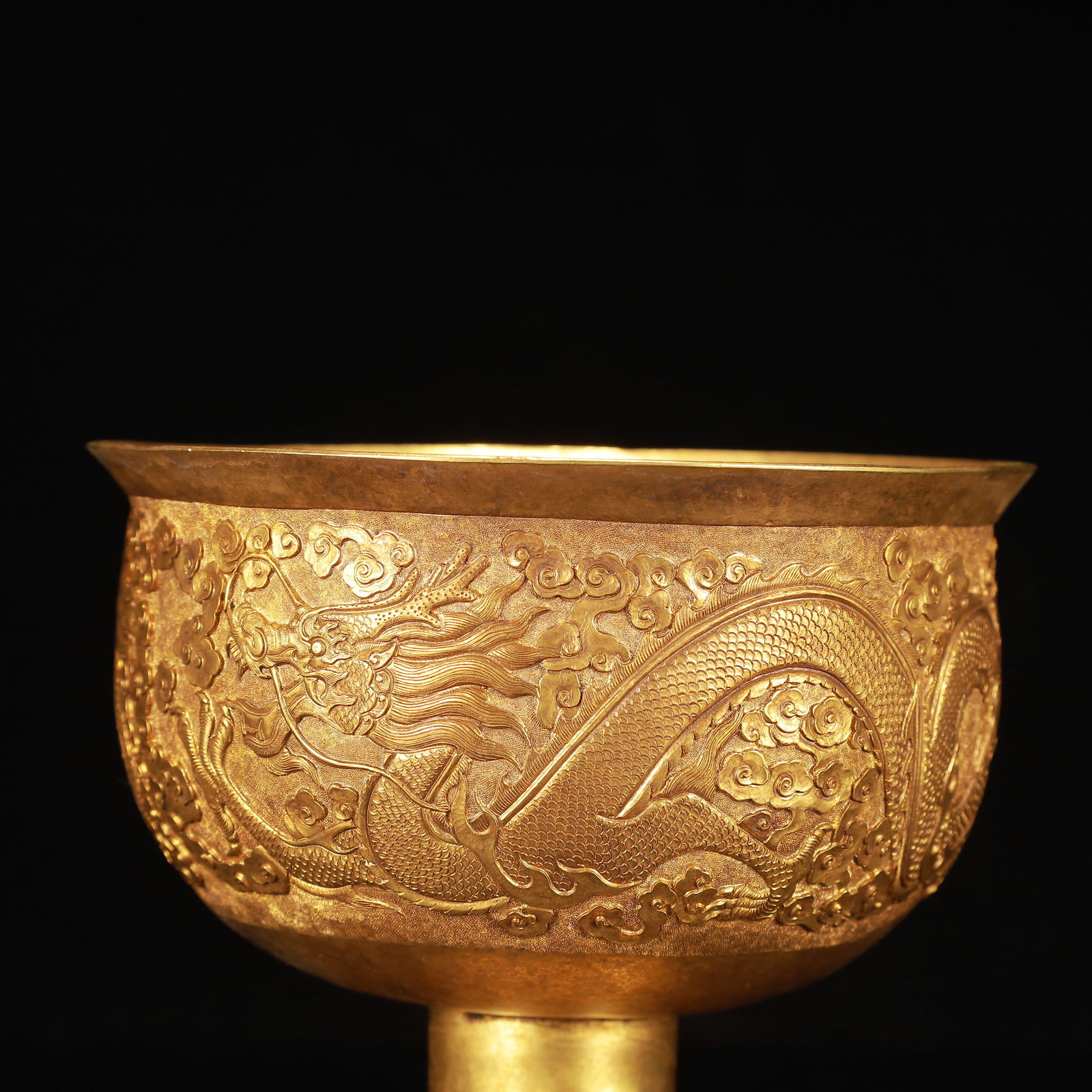 An Exquisite Gilt Bronze Auspicious Cloud and Dragon Pattern Stem Cup - 2
