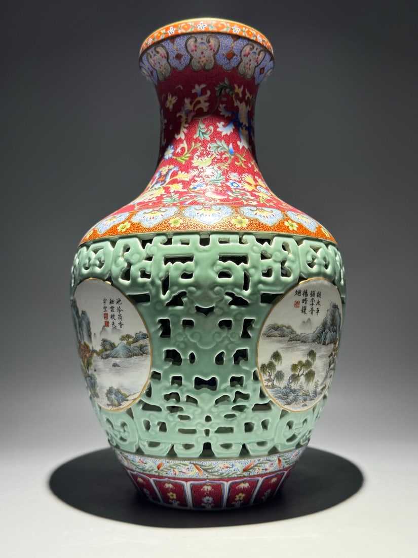 A Huge Enamel Ruby Red-Glazed Lotus Pattern Vase - 4