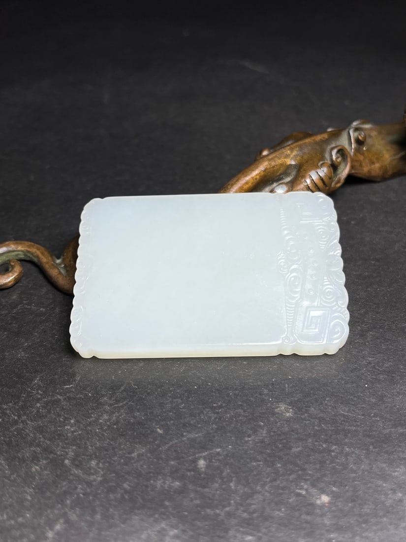 An Exquisite White Jade Pendant - 6