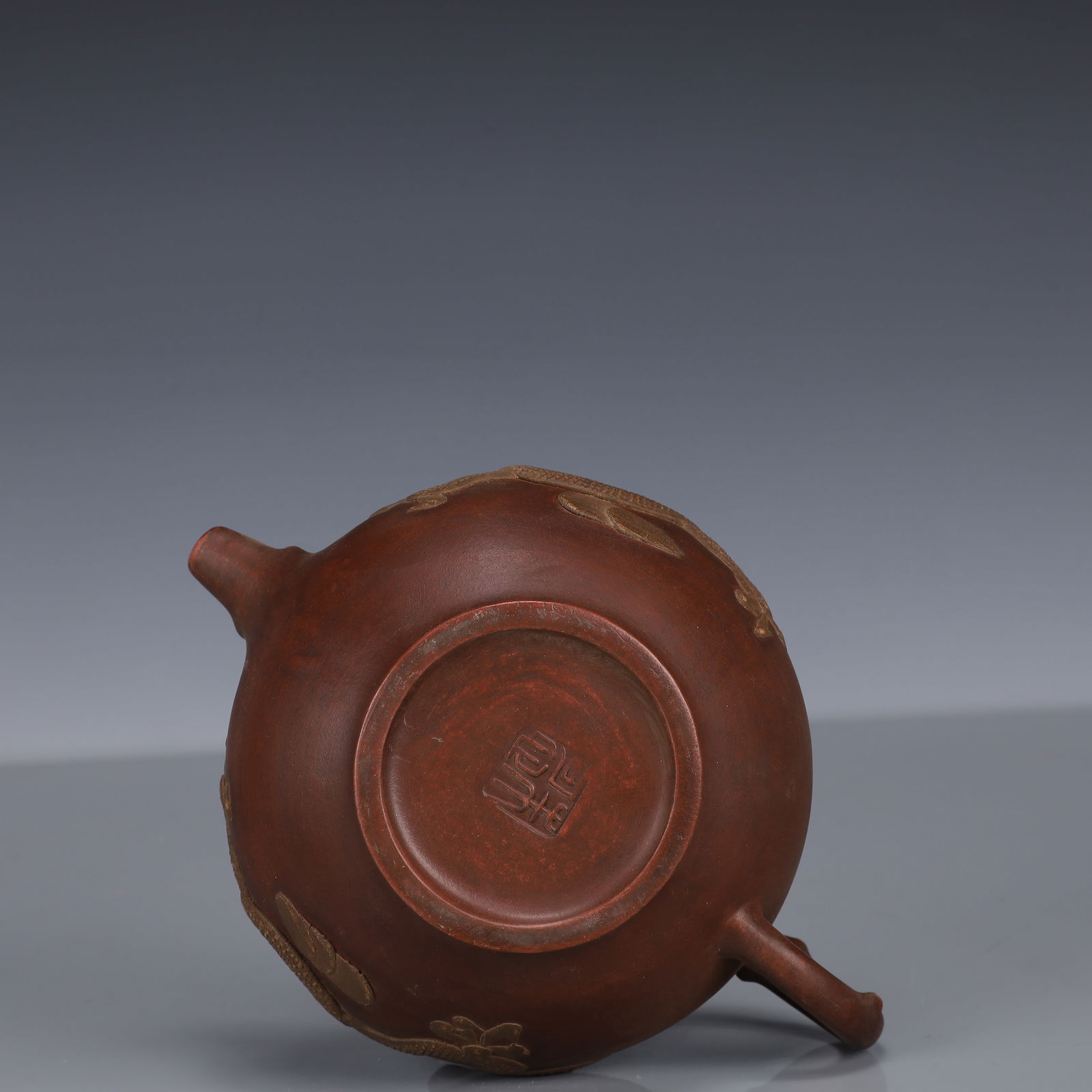 An Exquisite Purple Sands Dragon Pattern Teapot - 11