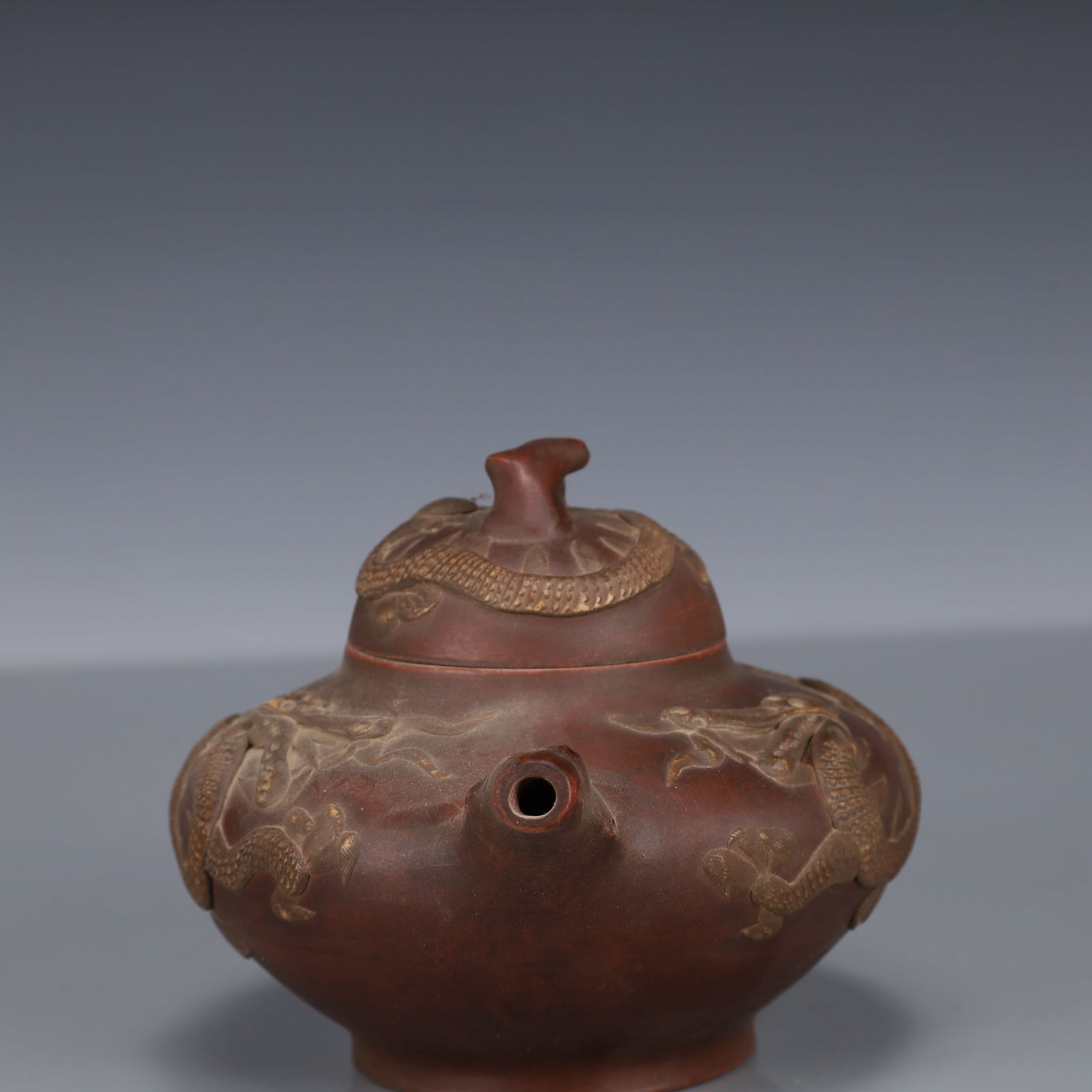 An Exquisite Purple Sands Dragon Pattern Teapot - 3