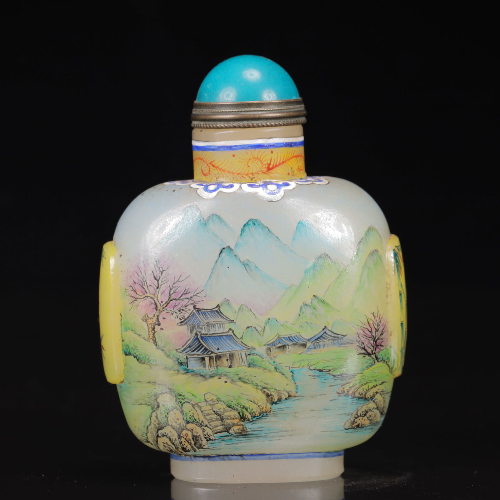 An Exquisite Glass Landscape Pattern Snuff Bottle (1 of 8)