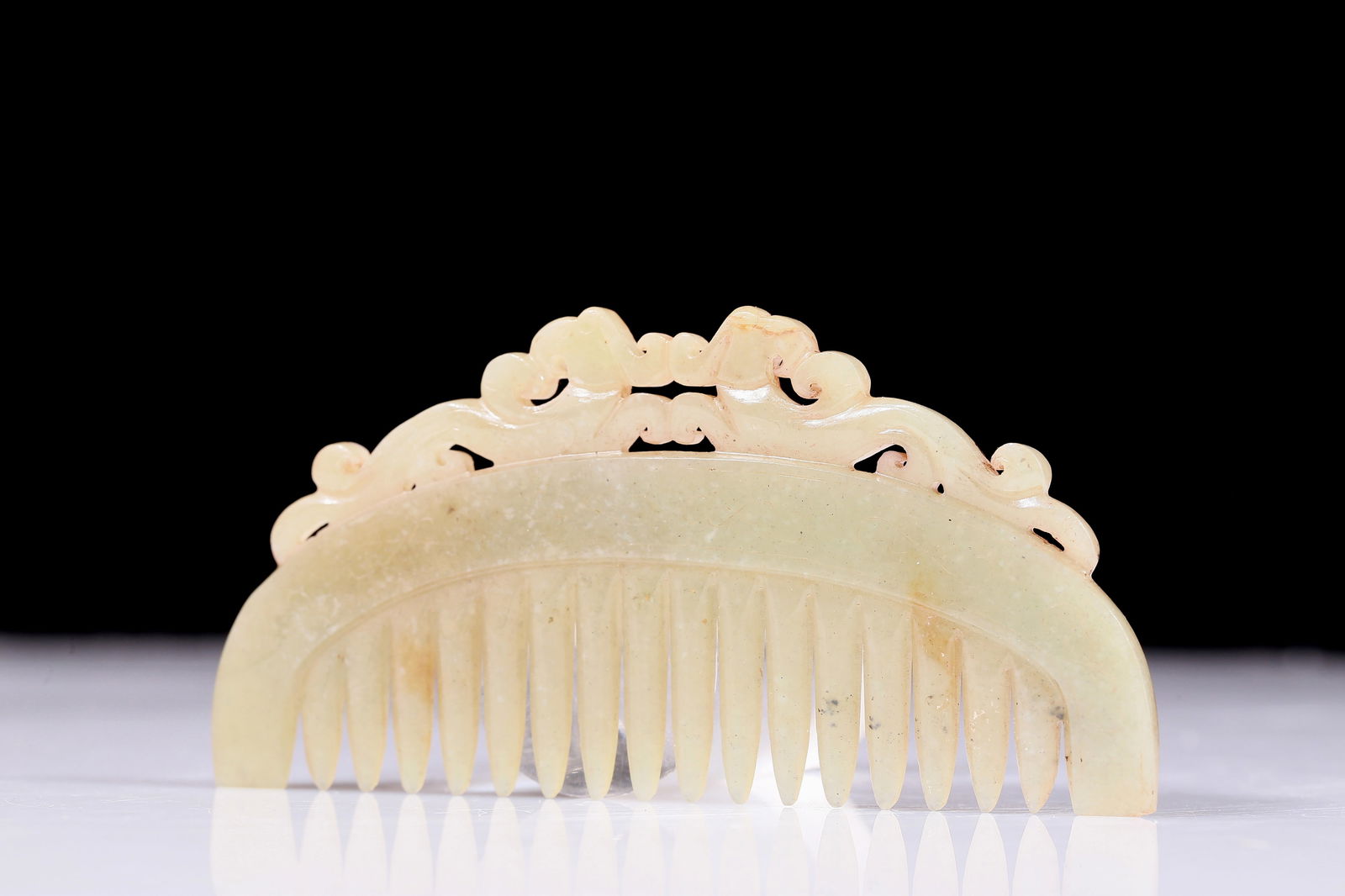 An exquisite white jade phoenix pattern comb - 2