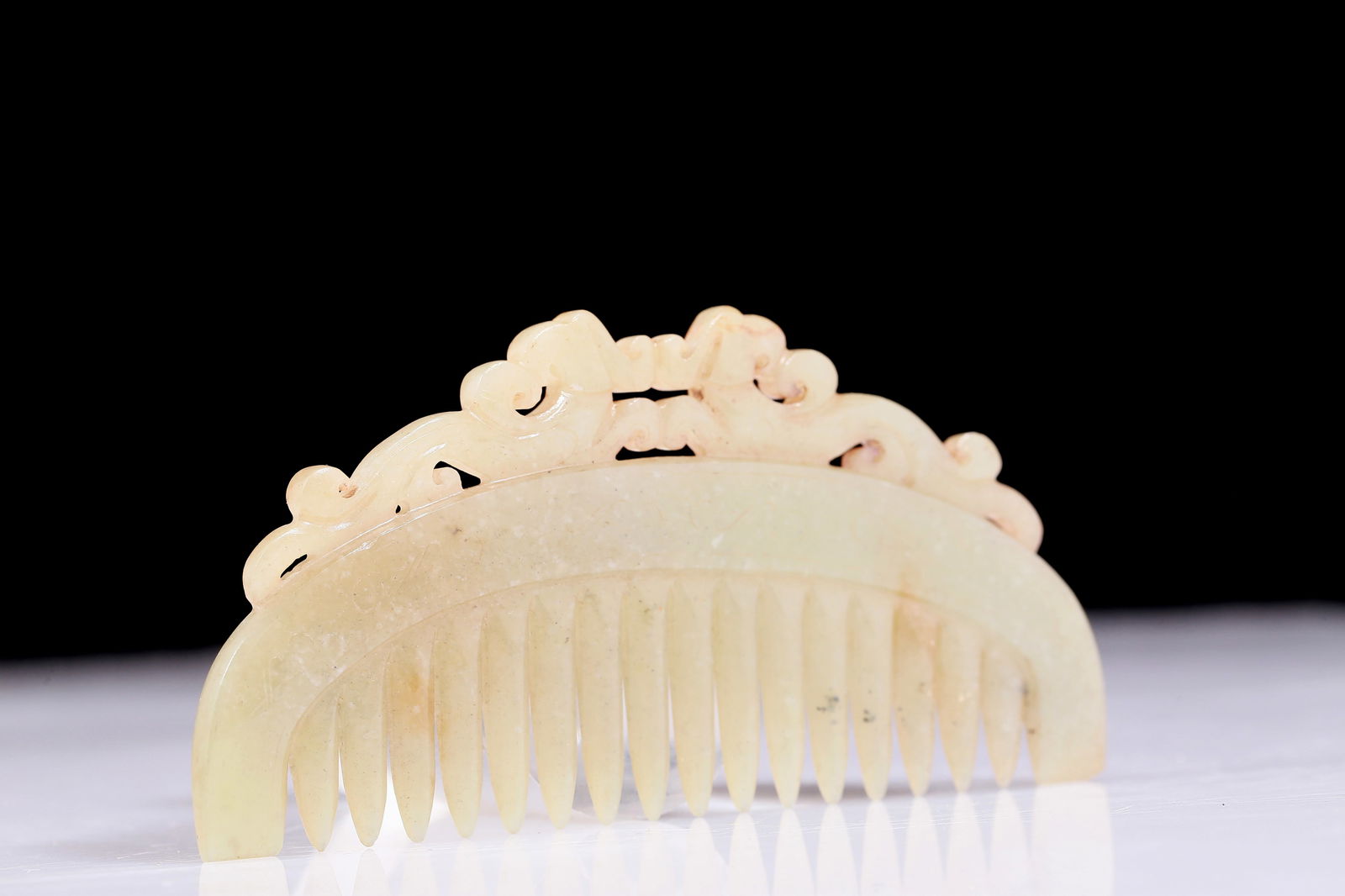 An exquisite white jade phoenix pattern comb - 3