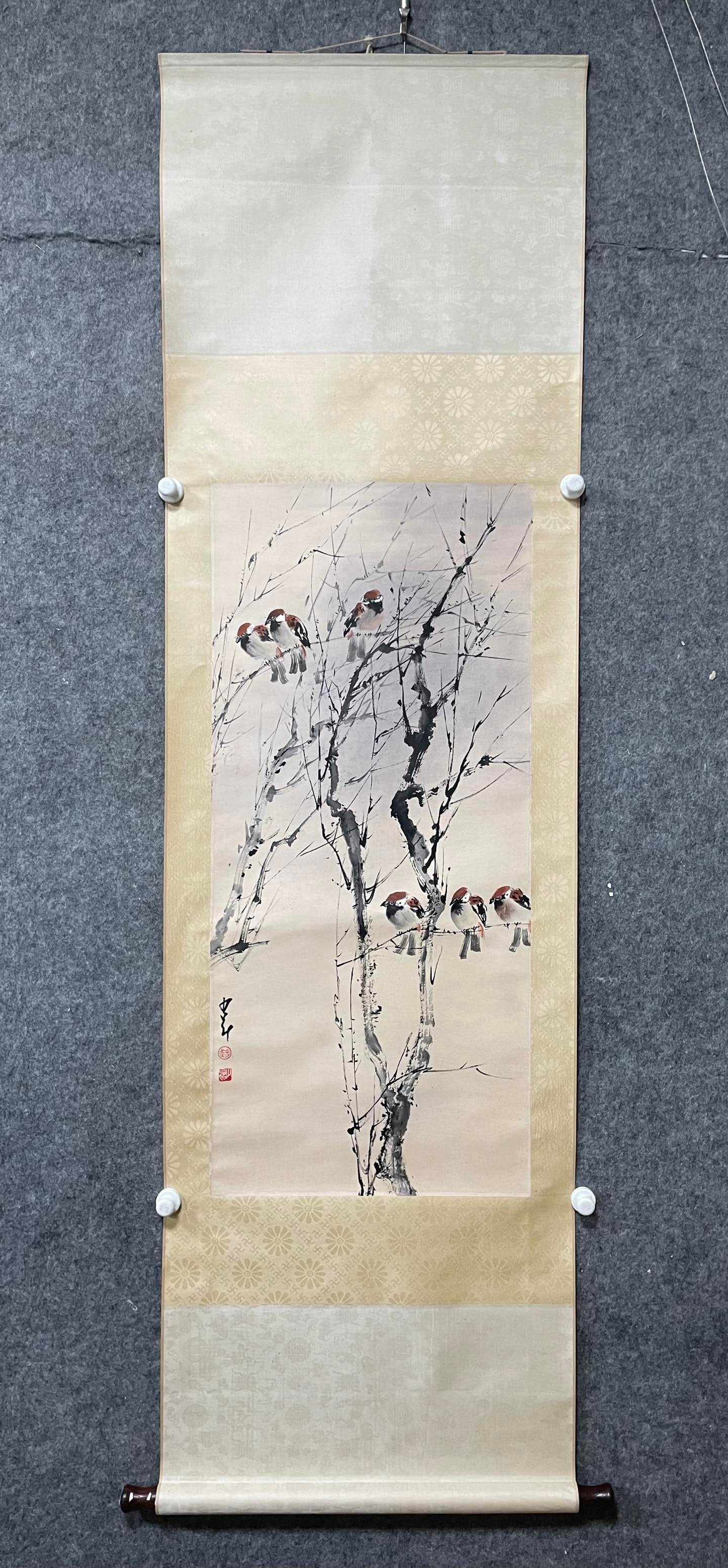 A Chinese Vertical Scroll Ink Painting of Bird on Paper: A Chinese Vertical Scroll Ink Painting of Bird on Paper,Zhao Shaoang,Size:17.3inx38.2in 一幅中国水墨鸟画立轴,赵少昂