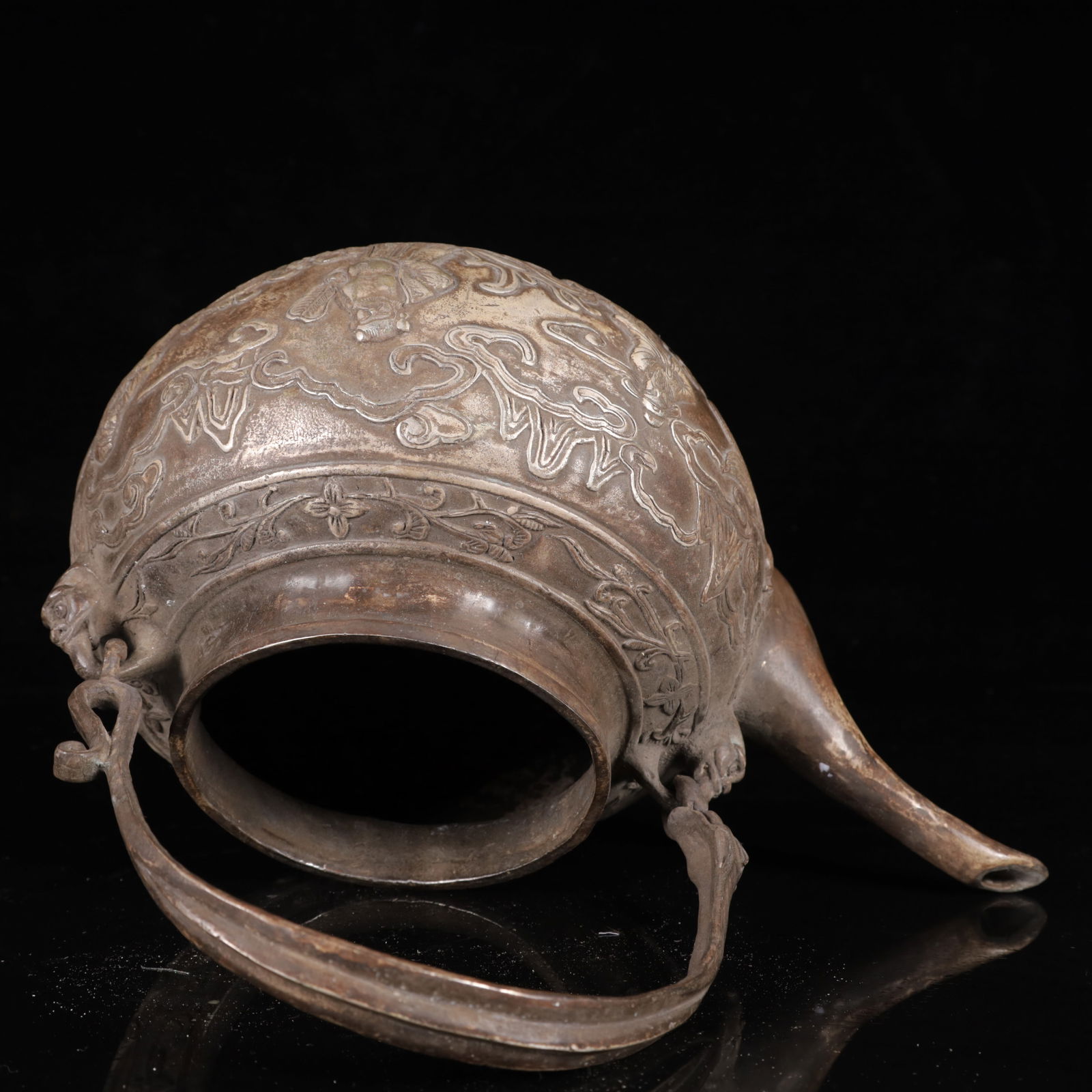 An Exquisite Silver-plated Figure Pattern Ewer - 15