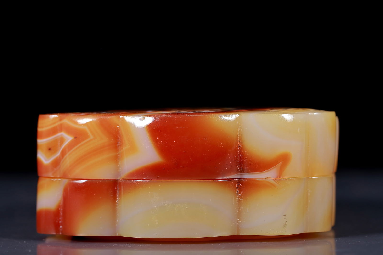 An Exquisite Agate Box - 6