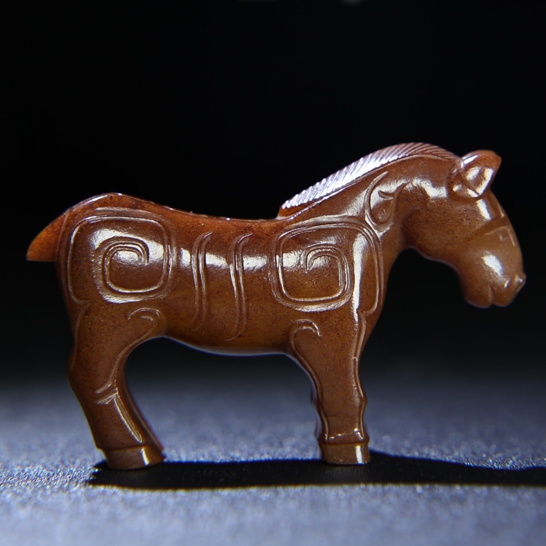 An Exquisite Archaic Jade Horse Ornament: An Exquisite Archaic Jade Horse Ornament,Ancient Time,China,Size:2.8inx1.8inx0.7in,Weight:70g 高古玉马摆件,中国远古时期