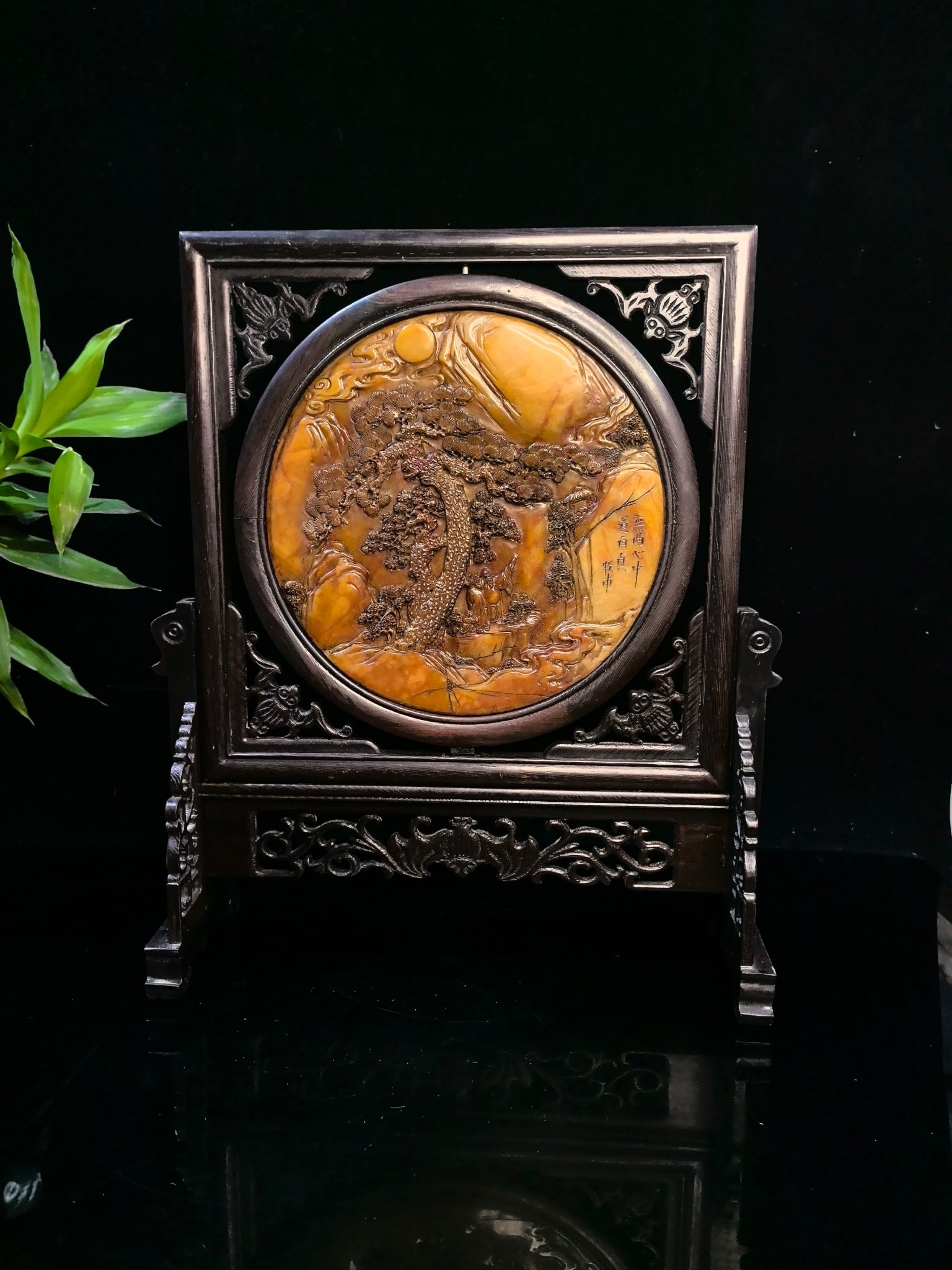 An Exquisite Tianhuang Stone Landscape and Figure Pattern Screen: An Exquisite Tianhuang Stone Landscape and Figure Pattern Screen,Qing Dynasty,China,Size:13.8inx10in,Weight:1170g 