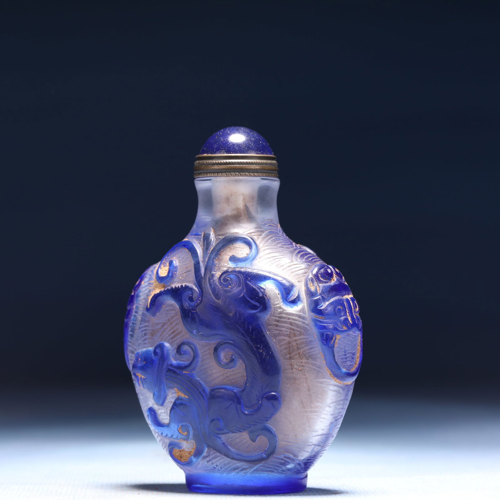 An Exquisite Glass Chi-Dragon Pattern Snuff Bottle - 2