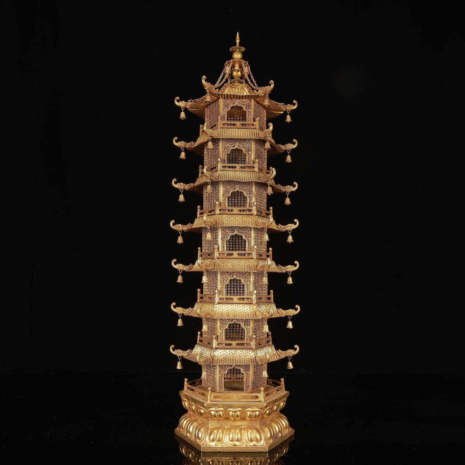 A Huge Cloisonne Gilt Tower: A Huge Cloisonne Gilt Tower,Qing Dynasty, China,Size:7.9inx23.6in,Weight:3000g 掐丝珐琅鎏金宝塔,中国清代
