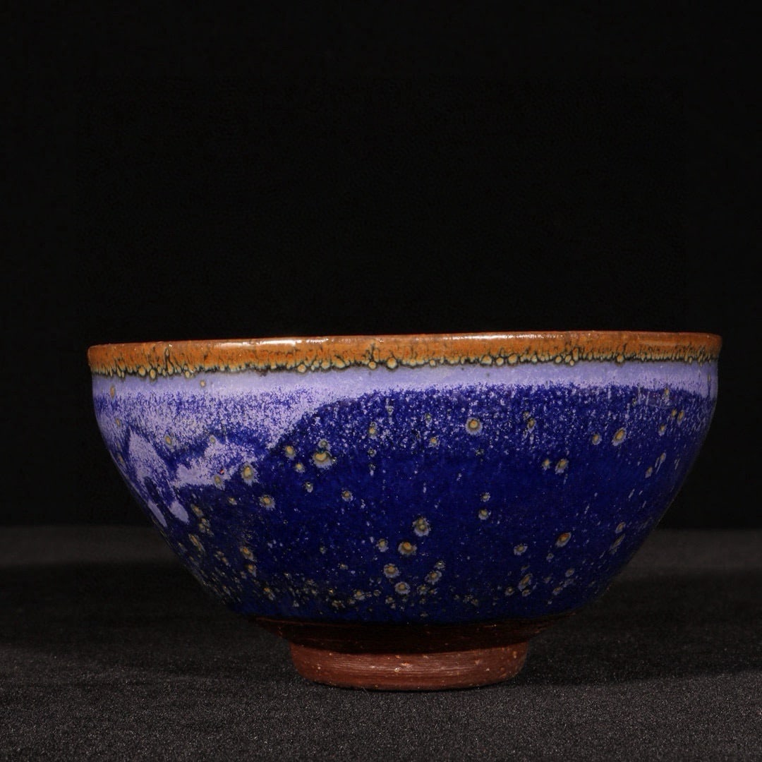 An Exquisite Jian yao Flambe Glazed Cup: An Exquisite Jian yao Flambe Glazed Cup,Song Dynasty,China,With Mark,Size:2.6inx4.9in 建窑窑变釉杯,中国宋代,带款